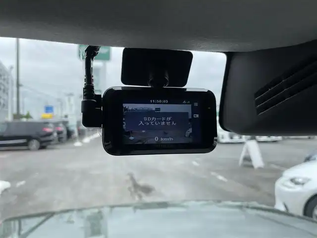 スズキ ジムニー XC 千葉県 2019(令1)年 3.1万km ジャングルグリーン スズキセーフティーサポート/・衝突軽減ブレーキ/・車線逸脱警報/純正8インチSDナビ【AVIC-RLS901】/・CD/DVD/MSV/Bluetooth/フルセグ/クルーズコントロール/前席シートヒーター/スマートキー/社外前後ドライブレコーダー【DRV-MR740】/ビルトインETC/レザー調シートカバー/リヤラダー/ルーフキャリア/ステップカバー/背面タイヤハードカバー/純正LEDヘッドライト/フォグランプ/純正16インチアルミホイール/新車時保証書＆取扱説明書