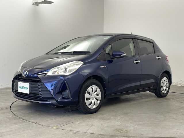 トヨタ ヴィッツ ハイブリッド F セーフティエディション 兵庫県 2017(平29)年 6.2万km ダークブルーマイカ ・純正ナビ&TV&BT&CD/・バックカメラ/・プリクラッシュセーフティ/・レーンディパーチャーアラート/・オートマチックハイビーム/・オートライト/・ドライブレコーダー/・ETC/・純正フロアマット/・スマートキー/・プッシュスタート/・AAC