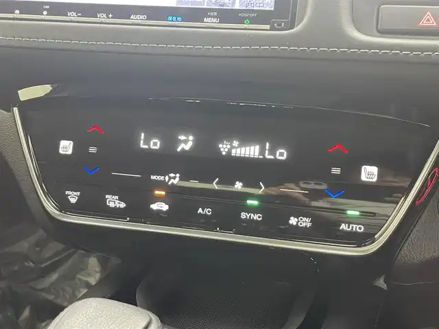 ホンダ ヴェゼル ハイブリッド Z ホンダセンシング 埼玉県 2020(令2)年 3.8万km プラチナホワイトパール 純正8型ナビ　HDMI　BT　Cd　DVD　シートヒーター　パワーシート　禁煙車　ドライブレコーダー　ETC　寒冷地仕様　レーダークルーズコントロール　レーンキープアシスト　バックカメラ