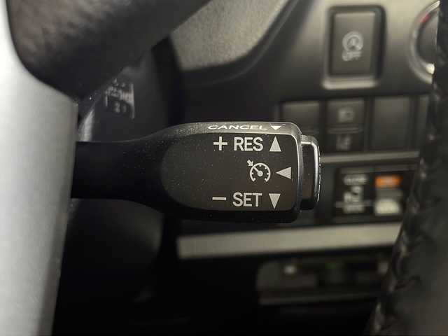トヨタ ヴォクシー ZS 煌Ⅲ 茨城県 2020(令2)年 4.7万km ホワイトパールクリスタルシャイン トヨタセーフティセンス/純正10.5インチナビ/　（CD/DVD/Bluetooth/TV）/両側パワースライドドア/バックカメラ/クルーズコントロール/ビルトインETC2.0/アイドリングストップ/プッシュスタート/ハーフレザーシート/純正フロアマット/純正アルミホイール/LEDヘッドライト/フォグランプ/オートライト/オートハイビーム/スマートキー