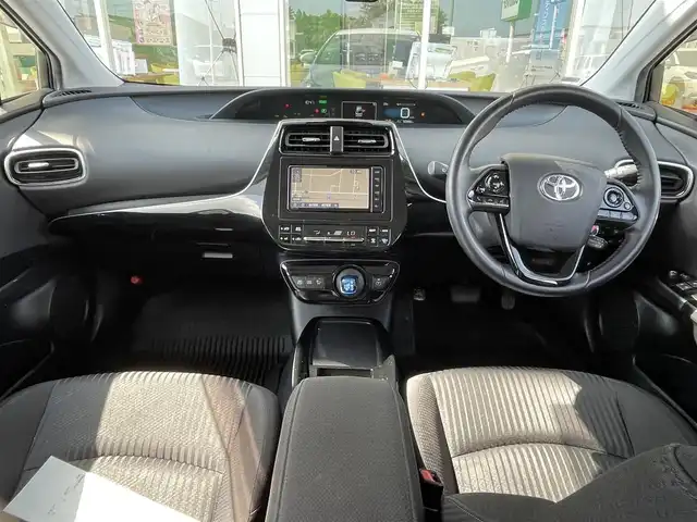 トヨタ プリウス A 青森県 2020(令2)年 9.1万km ホワイトパールクリスタルシャイン ４WD/純正ナビ/フルセグTV/CD/DVD/BT/バックカメラ/ETC/D席パワーシート/パーキングサポートブレーキ/BSM/プリクラッシュセーフティ/クリアランスソナー