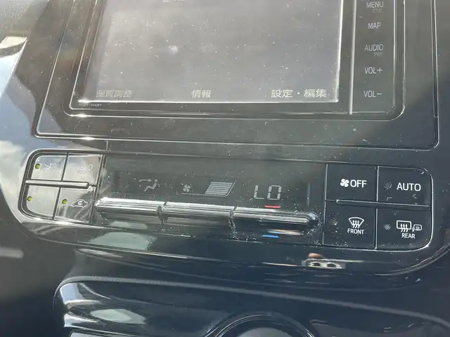 トヨタ プリウス A 青森県 2020(令2)年 9.1万km ホワイトパールクリスタルシャイン ４WD/純正ナビ/フルセグTV/CD/DVD/BT/バックカメラ/ETC/D席パワーシート/パーキングサポートブレーキ/BSM/プリクラッシュセーフティ/クリアランスソナー