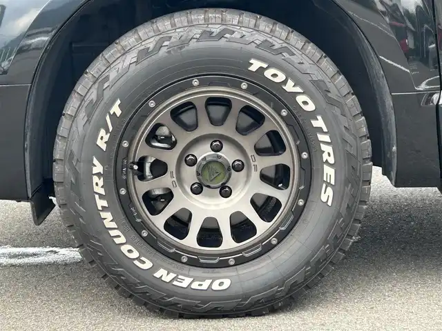 三菱 デリカＤ：５ シャモニー 愛媛県 2024(令6)年 3.3万km 黒Ⅱ シャモニー専用撥水シート/DELTAFORCE製18インチアルミホイール/純正11インチメモリナビ/CD/DVD/BT/MSV/iPod/DTV/HDMI/バックカメラ/ETC/パドルシフト/レーダークルーズコントロール/レーンキープアシストシステム/衝突被害軽減ブレーキ/D席パワーシート/D＋N席シートヒーター/両側電動スライドドア/電動サイドステップ/LEDヘッドライト/オートライト/オートマチックハイビーム/電動リアゲート/革巻きステアリング/ステアリングスイッチ/純正フロアマット/ドアバイザー/プッシュスタート/スマートキー