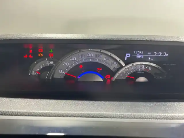 ダイハツ ウェイク G SA 福岡県 2015(平27)年 7.5万km パールホワイトⅢ 純正9型ナビ（CDDVD/BYT/USB/SD/AMFM/TV）/バックカメラ　/社外フリップダウン　/両側パワースライド　/スマートアシスト　/スペアキー1本　/プッシュスタート　/ドアバイザー　/LEDヘッドライト/純正フロアマット