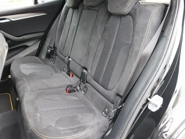 ＢＭＷ Ｘ２ xDrive20i MスポーツX 宮城県 2018(平30)年 3.4万km サファイアブラックP ヘッドアップディスプレイ/アクティブクルーズコントロール/ＨＤＤ純正ナビ/バックカメラ/パワーシート/シートヒーター/メモリ付きシート/パワーバックドア/レーンキープアシスト/パーキングアシスト/コーナーセンサー/横滑り防止装置/ヒルディセントコントロール/パドルシフト/ＬＥＤヘッドライト/オートライト/アンビエントライト/Bluetooth接続/純正20インチAW/スマートキー/前方社外ドライブレコーダー/ＥＴＣ