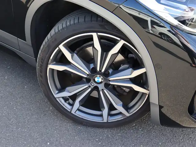ＢＭＷ Ｘ２ xDrive20i MスポーツX 宮城県 2018(平30)年 3.4万km サファイアブラックP ヘッドアップディスプレイ/アクティブクルーズコントロール/ＨＤＤ純正ナビ/バックカメラ/パワーシート/シートヒーター/メモリ付きシート/パワーバックドア/レーンキープアシスト/パーキングアシスト/コーナーセンサー/横滑り防止装置/ヒルディセントコントロール/パドルシフト/ＬＥＤヘッドライト/オートライト/アンビエントライト/Bluetooth接続/純正20インチAW/スマートキー/前方社外ドライブレコーダー/ＥＴＣ
