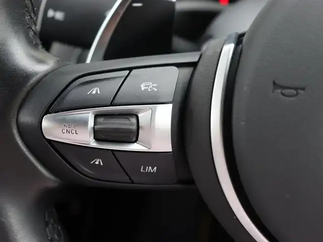 ＢＭＷ Ｘ２ xDrive20i MスポーツX 宮城県 2018(平30)年 3.4万km サファイアブラックP ヘッドアップディスプレイ/アクティブクルーズコントロール/ＨＤＤ純正ナビ/バックカメラ/パワーシート/シートヒーター/メモリ付きシート/パワーバックドア/レーンキープアシスト/パーキングアシスト/コーナーセンサー/横滑り防止装置/ヒルディセントコントロール/パドルシフト/ＬＥＤヘッドライト/オートライト/アンビエントライト/Bluetooth接続/純正20インチAW/スマートキー/前方社外ドライブレコーダー/ＥＴＣ