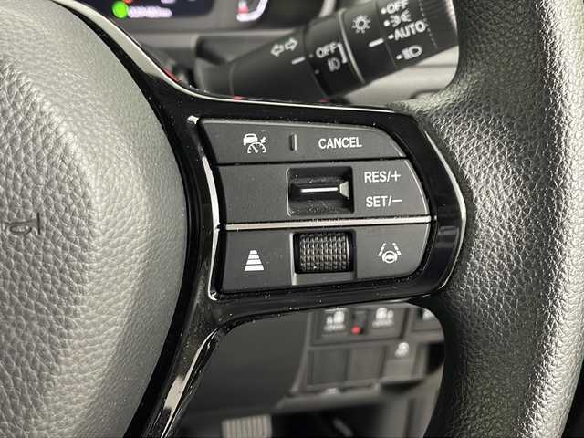 ホンダ ステップワゴン eHEV エアー 埼玉県 2022(令4)年 4万km クリスタルブラックパール 純正ナビ（Ｂｌｕｅｔｏｏｔｈ・ＳＤ・ＤＶＤ・ＣＤ・ＵＳＢ・ＴＶ）/前後ドライブレコーダー/全方位カメラ/ビルトインＥＴＣ/両側パワースライドドア/衝突軽減ブレーキ/先行車発進お知らせ機能/標識認識機能/横滑り防止装置/盗難防止装置/コーナーセンサー/パーキングセンサー/レーンキープアシスト/純正フロアマット/純正アルミホイール/純正ドアバイザー/ウィンカーミラー/フロントフォグランプ