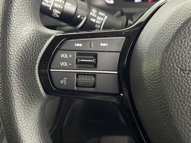 ホンダ ステップワゴン eHEV エアー 埼玉県 2022(令4)年 4万km クリスタルブラックパール 純正ナビ（Ｂｌｕｅｔｏｏｔｈ・ＳＤ・ＤＶＤ・ＣＤ・ＵＳＢ・ＴＶ）/前後ドライブレコーダー/全方位カメラ/ビルトインＥＴＣ/両側パワースライドドア/衝突軽減ブレーキ/先行車発進お知らせ機能/標識認識機能/横滑り防止装置/盗難防止装置/コーナーセンサー/パーキングセンサー/レーンキープアシスト/純正フロアマット/純正アルミホイール/純正ドアバイザー/ウィンカーミラー/フロントフォグランプ