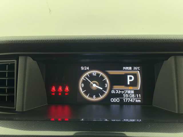 トヨタ ルーミー G 栃木県 2021(令3)年 1.8万km ファイアークォーツレッドM 純正ナビ/AM/FM/Bluetooth/フルセグTV/DVD再生/バックカメラ/前後コーナーセンサー/衝突軽減システム/LEDヘッドライト/オートライト/両側パワースライドドア/シートヒーター/アイドリングストップ/USBポート/ステアリングスイッチ/スマートキー/プッシュスタート/ビルドインETC/スペアスマートキー