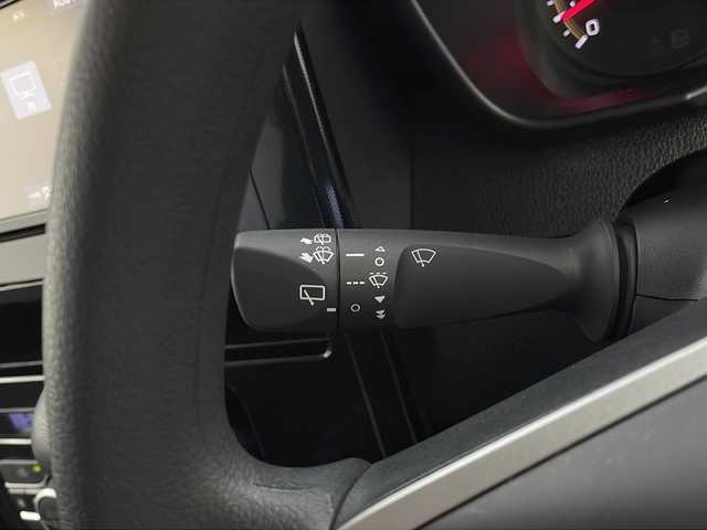 トヨタ ルーミー G 栃木県 2021(令3)年 1.8万km ファイアークォーツレッドM 純正ナビ/AM/FM/Bluetooth/フルセグTV/DVD再生/バックカメラ/前後コーナーセンサー/衝突軽減システム/LEDヘッドライト/オートライト/両側パワースライドドア/シートヒーター/アイドリングストップ/USBポート/ステアリングスイッチ/スマートキー/プッシュスタート/ビルドインETC/スペアスマートキー