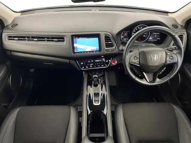 ホンダ ヴェゼル ハイブリッド Z ホンダセンシング 鹿児島県 2018(平30)年 5.4万km プラチナホワイトパール 純正SDナビ/（AM/FM/CD/DVD/Bluetooth/フルセグ）/バックカメラ/ホンダセンシング/レーダークルーズコントロール/レーンキープアシスト/衝突被害軽減ブレーキ/ビルトインETC/ステアリングリモコン/横滑り防止装置/ドアバイザー/フロアマット/スマートキー/電子パーキング