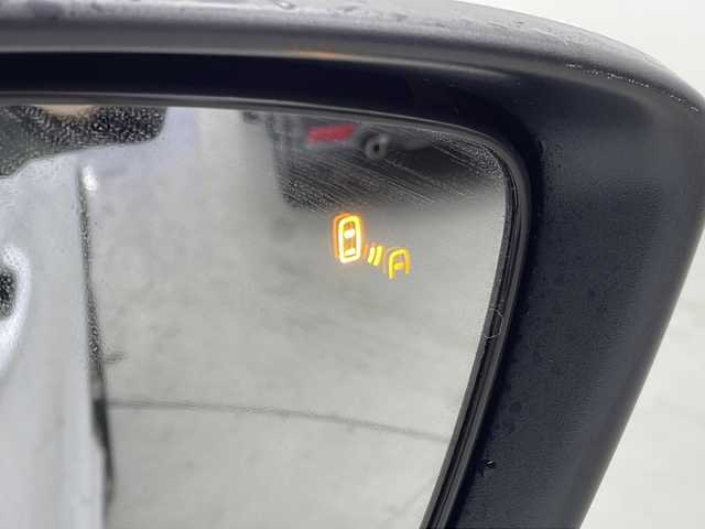 三菱 エクリプス クロス ＰＨＥＶ P 宮城県 2021(令3)年 1.1万km ホワイトダイヤモンド e-Assist/・衝突軽減/・車線逸脱/・レーダークルーズコントロール/・ヘッドアップディスプレイ/純正ナビ/・フルセグTV/・USB.BT.iPod/全周囲カメラ/パワーシート（Dのみ）/革巻きステアリング/ステアリングヒーター/ステアリングスイッチ/パドルシフト/シートヒーター（D/N）/LEDヘッドライト/LEDフォグライト/純正AW/ETC/プッシュスタート/スマートキー/純正フロアマット/電子パーキング