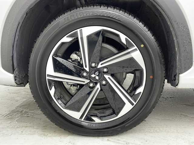 三菱 エクリプス クロス ＰＨＥＶ P 宮城県 2021(令3)年 1.1万km ホワイトダイヤモンド e-Assist/・衝突軽減/・車線逸脱/・レーダークルーズコントロール/・ヘッドアップディスプレイ/純正ナビ/・フルセグTV/・USB.BT.iPod/全周囲カメラ/パワーシート（Dのみ）/革巻きステアリング/ステアリングヒーター/ステアリングスイッチ/パドルシフト/シートヒーター（D/N）/LEDヘッドライト/LEDフォグライト/純正AW/ETC/プッシュスタート/スマートキー/純正フロアマット/電子パーキング