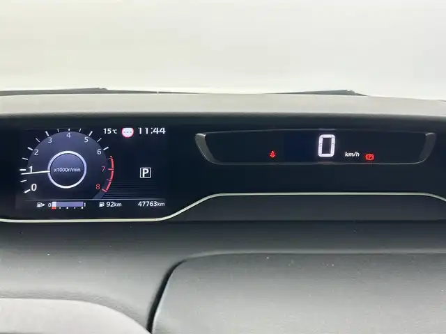 日産 セレナ ハイウェイスター V 大阪府 2021(令3)年 4.8万km ブリリアントホワイトパール セーフティパックA/・SRSカーテンエアバッグシステム/・サイドエアバッグシステム/・踏み間違い衝突防止アシスト/・インテリジェントパーキングアシスト/・標識検知/エマージェンシーブレーキ/側方支援/後側方支援/純正SDナビ/（CD/DVD/Bluetooth/フルセグTV）/アラウンドビューモニター/ETC/両側パワースライドドア/アイドリングストップ/ウィンカーミラー/LEDヘッドライト/フォグランプ/インテリジェントキー