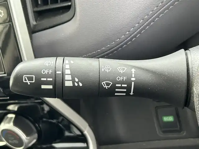 日産 セレナ ハイウェイスター V 大阪府 2021(令3)年 4.8万km ブリリアントホワイトパール セーフティパックA/・SRSカーテンエアバッグシステム/・サイドエアバッグシステム/・踏み間違い衝突防止アシスト/・インテリジェントパーキングアシスト/・標識検知/エマージェンシーブレーキ/側方支援/後側方支援/純正SDナビ/（CD/DVD/Bluetooth/フルセグTV）/アラウンドビューモニター/ETC/両側パワースライドドア/アイドリングストップ/ウィンカーミラー/LEDヘッドライト/フォグランプ/インテリジェントキー