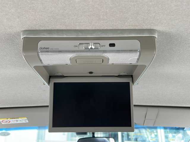 ホンダ フリード ハイブリット EX 静岡県 2018(平30)年 8.4万km プレミアムスパークルブラックパール 純正ナビ/・（CD/DVD/ラジオ）/主要装備/・クルーズコントロール/・衝突軽減ブレーキ/・レーンキープアシスト/・両側パワースライドドア/・バックカメラ/・フリップダウンモニター/・フロントデフォッガー/・シートヒーター/・ステアリングリモコン/・オートライト/・ETC