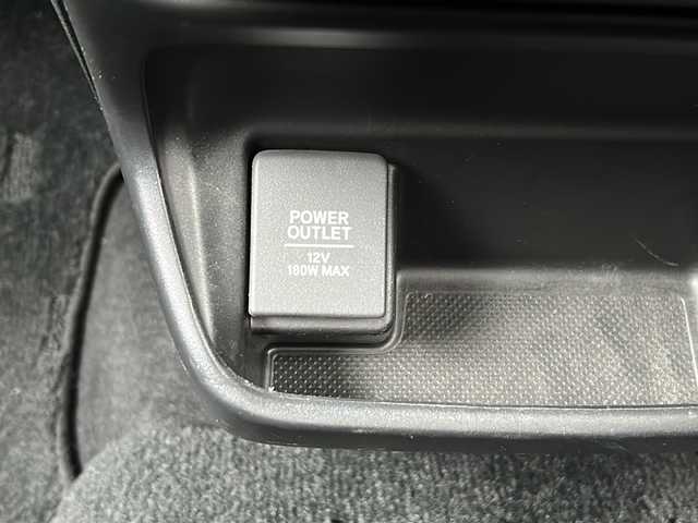 ホンダ フリード ハイブリット EX 静岡県 2018(平30)年 8.4万km プレミアムスパークルブラックパール 純正ナビ/・（CD/DVD/ラジオ）/主要装備/・クルーズコントロール/・衝突軽減ブレーキ/・レーンキープアシスト/・両側パワースライドドア/・バックカメラ/・フリップダウンモニター/・フロントデフォッガー/・シートヒーター/・ステアリングリモコン/・オートライト/・ETC