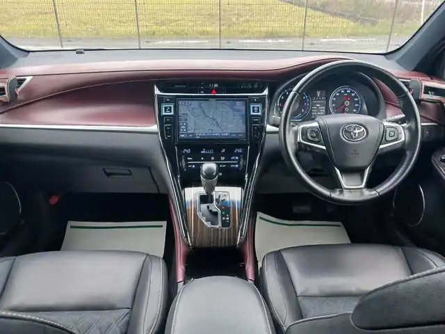 トヨタ ハリアー エレガンス 富山県 2014(平26)年 7.5万km スパークリングブラックパールクリスタルシャイン 〇アルパイン9インチナビ/〇フルセグTV/〇バックカメラ/〇ビルトインETC/〇SRSエアバッグ/〇LEDヘッドランプ/〇LEDフロントフォグランプ/〇左右独立温度調整オートエアコン/〇革巻きステアリング/〇革巻きシフトノブ/〇ブラック合皮/ファブリックコンビシート/〇運転席パワーシート/〇純正17インチアルミホイール/〇スマートエントリー/スタートシステム/〇スペアタイヤ/スペアキー/〇禁煙車