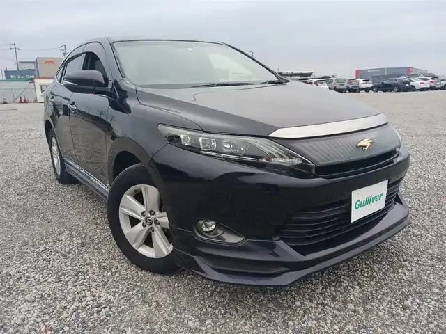 トヨタ ハリアー エレガンス 富山県 2014(平26)年 7.5万km スパークリングブラックパールクリスタルシャイン 〇アルパイン9インチナビ/〇フルセグTV/〇バックカメラ/〇ビルトインETC/〇SRSエアバッグ/〇LEDヘッドランプ/〇LEDフロントフォグランプ/〇左右独立温度調整オートエアコン/〇革巻きステアリング/〇革巻きシフトノブ/〇ブラック合皮/ファブリックコンビシート/〇運転席パワーシート/〇純正17インチアルミホイール/〇スマートエントリー/スタートシステム/〇スペアタイヤ/スペアキー/〇禁煙車