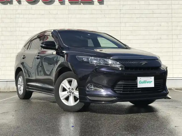 トヨタ ハリアー エレガンス 富山県 2014(平26)年 7.5万km スパークリングブラックパールクリスタルシャイン 〇アルパイン9インチナビ/〇フルセグTV/〇バックカメラ/〇ビルトインETC/〇SRSエアバッグ/〇LEDヘッドランプ/〇LEDフロントフォグランプ/〇左右独立温度調整オートエアコン/〇革巻きステアリング/〇革巻きシフトノブ/〇ブラック合皮/ファブリックコンビシート/〇運転席パワーシート/〇純正17インチアルミホイール/〇スマートエントリー/スタートシステム/〇スペアタイヤ/スペアキー/〇禁煙車