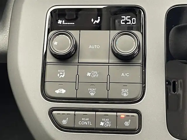 ホンダ フリード ハイブリット e:HEV クロスター 愛知県 2025(令7)年 0.1千km プラチナホワイトパール 登録済未使用車　純正９型ナビ　フルセグＴＶ　Ｂｌｕｅｔｏｏｔｈ　ＵＳＢ　ＢＳＭ　シートヒーター　ハーフレザー　両側パワースライドドア　ホンダセンシング　衝突軽減　追従クルコン　ＬＥＤオートライト　禁煙/e:HEV クロスター　2LE40P3　6人　9インチナビ　LXM-242ZFNI(207680円)