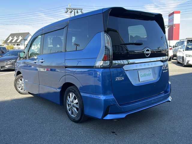 日産 セレナ e－パワー ハイウェイスター V 岐阜県 2018(平30)年 7.8万km シャイニングブルー 登録時走行距離：77900km/純正ワイドナビ/アラウンドビューモニター/フルセグテレビ・Bluetooth ・CD/フリップダウンモニター/セーフティーパックB/レーダークルーズコントロール/前後コーナーセンサー/両側パワースライドドア/LEDヘッドライト/フォグライト/オートライト/ステアリングヒーター/アイドリングストップ/純正アルミホイール/ドアバイザー/プッシュスタート/スマートキー/スペアキー/取扱説明書