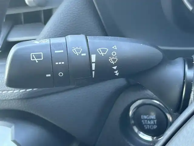 トヨタ ＲＡＶ４ X 大阪府 2022(令4)年 3.2万km アティチュードブラックマイカ 9型ナビ付ディスプレイオーディオ/バックカメラ/ブラインドスポットモニター/リフトアップ（エスペリアST-6071/約25mm)/レーダークルーズコントロール/衝突被害軽減システム/横滑り防止装置/レーンキープアシスト/コーナーセンサー/ワンオーナー/社外アルミホイール/純正アルミホイール有（サマータイヤ付き）/純正LEDライト/純正フロアマット/ドライブレコーダー前後/ETC/保証書/取扱説明書