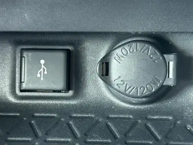 トヨタ ＲＡＶ４ X 大阪府 2022(令4)年 3.2万km アティチュードブラックマイカ 9型ナビ付ディスプレイオーディオ/バックカメラ/ブラインドスポットモニター/リフトアップ（エスペリアST-6071/約25mm)/レーダークルーズコントロール/衝突被害軽減システム/横滑り防止装置/レーンキープアシスト/コーナーセンサー/ワンオーナー/社外アルミホイール/純正アルミホイール有（サマータイヤ付き）/純正LEDライト/純正フロアマット/ドライブレコーダー前後/ETC/保証書/取扱説明書