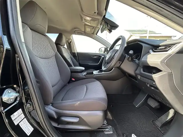 トヨタ ＲＡＶ４ X 大阪府 2022(令4)年 3.2万km アティチュードブラックマイカ 9型ナビ付ディスプレイオーディオ/バックカメラ/ブラインドスポットモニター/リフトアップ（エスペリアST-6071/約25mm)/レーダークルーズコントロール/衝突被害軽減システム/横滑り防止装置/レーンキープアシスト/コーナーセンサー/ワンオーナー/社外アルミホイール/純正アルミホイール有（サマータイヤ付き）/純正LEDライト/純正フロアマット/ドライブレコーダー前後/ETC/保証書/取扱説明書