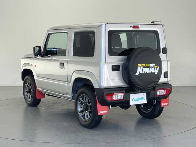 スズキ ジムニー XG 長野県 2023(令5)年 0.7万km シルキーシルバーメタリック 4WD/社外オーディオ（型番：U330BTH)/ETC/純正フロアマット/16インチ純正アルミホイール/盗難防止装置/ABS/横滑り防止装置/ダウンヒルアシストコントロール/オートライト/フォグランプ/マッドフラップ/ライトレベライザー/保証書/説明書/スペアキー