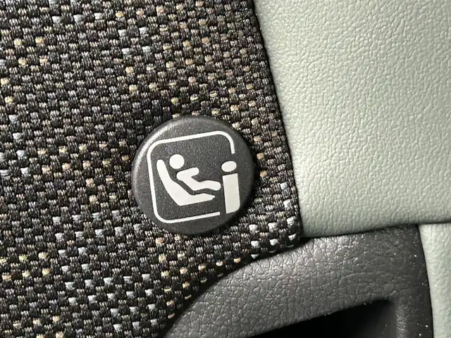 ホンダ ヴェゼル ハイブリッド e:HEV X HuNTパッケージ 岡山県 2024(令6)年 0.3万km グレー 純正９インチナビ　(VXU-２４５VZi)/【CD/DVD/BT/SD/フルセグ/Carplay】/ＬＥＤヘッドライト　/レーダークルーズコントロール/バックカメラ　/コーナーセンサー/オートハイビーム　/スマートキー　/スペアキー×1/レーンキープアシスト　/ミュージックサーバー　/フォグランプ/禁煙車/オートブレーキホールド/パドルシフト