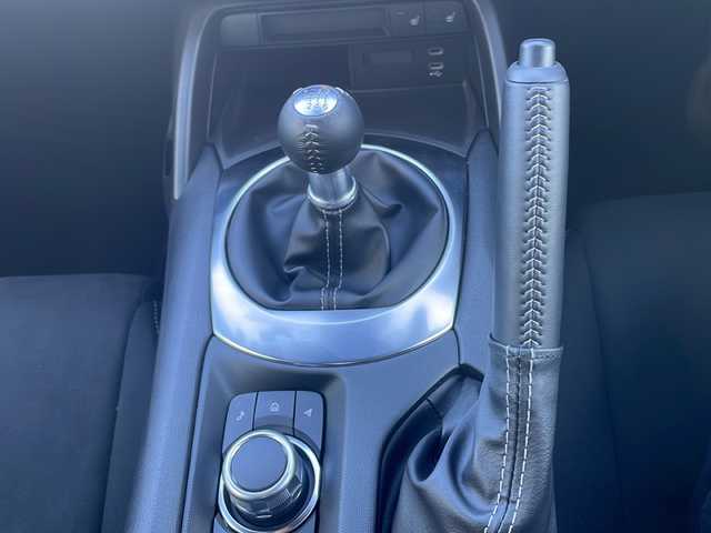 マツダ ロードスター 茨城県 2025(令7)年 0.5万km ガンＭ ワンオーナー/バックカメラ/シートヒーター/LEDオートライト/ダイナミックスタビリティコントロール/交通標識認識システム/標識連動車速設定/スマートブレーキサポート/操作確認者/スマートキー/純正ナビ/　　【BT/フルセグ/Andoroid Auto/Apple Car Play】/パーキングセンサー/レーダークルーズコントロール/前方ドライブレコーダー/オートマチックハイビーム/車間制御/サンルーフ/純正16インチアルミホイール/コーナーセンサー