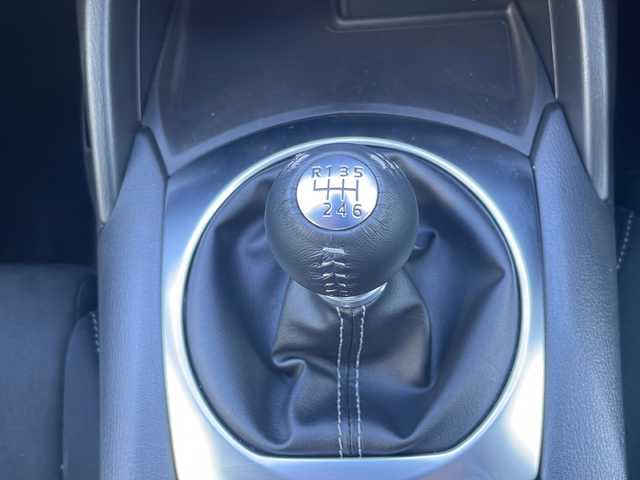 マツダ ロードスター 茨城県 2025(令7)年 0.5万km ガンＭ ワンオーナー/バックカメラ/シートヒーター/LEDオートライト/ダイナミックスタビリティコントロール/交通標識認識システム/標識連動車速設定/スマートブレーキサポート/操作確認者/スマートキー/純正ナビ/　　【BT/フルセグ/Andoroid Auto/Apple Car Play】/パーキングセンサー/レーダークルーズコントロール/前方ドライブレコーダー/オートマチックハイビーム/車間制御/サンルーフ/純正16インチアルミホイール/コーナーセンサー