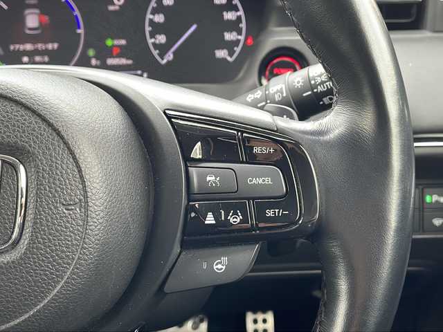 ホンダ ヴェゼル ハイブリッド e:HEV Z 青森県 2021(令3)年 5.1万km プレミアムクリスタルレッドM ・寒冷地仕様/・4WD/・純正ナビ/・AM/FM/BT/フルセグ/・全方位バックカメラ/・横滑り防止装置/・衝突被害軽減ブレーキ/・レーンキープアシスト/・クルーズコントロール追従/・ブライドスポットモニター/・コーナーセンサー/・パドルシフト/・前後ドライブレコーダー/・ETC2.0/・ハーフレザーシート/・LEDヘッドライト/・パワーバックドア/・シートヒーター/・ステアリングヒーター/・ワイヤレス充電/・オートライト/・USBソケット/・純正フロアマット/・純正夏タイヤ16インチAW積込/・保証書/取説