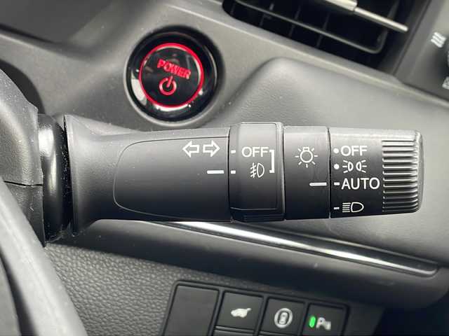 ホンダ ヴェゼル ハイブリッド e:HEV Z 青森県 2021(令3)年 5.1万km プレミアムクリスタルレッドM ・寒冷地仕様/・4WD/・純正ナビ/・AM/FM/BT/フルセグ/・全方位バックカメラ/・横滑り防止装置/・衝突被害軽減ブレーキ/・レーンキープアシスト/・クルーズコントロール追従/・ブライドスポットモニター/・コーナーセンサー/・パドルシフト/・前後ドライブレコーダー/・ETC2.0/・ハーフレザーシート/・LEDヘッドライト/・パワーバックドア/・シートヒーター/・ステアリングヒーター/・ワイヤレス充電/・オートライト/・USBソケット/・純正フロアマット/・純正夏タイヤ16インチAW積込/・保証書/取説