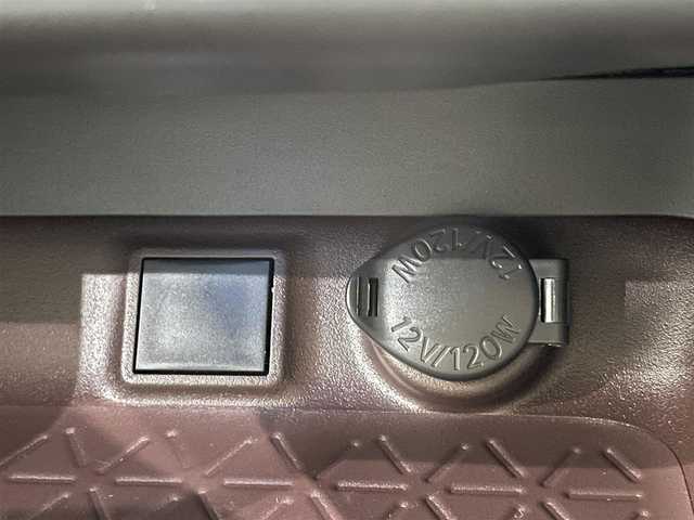 トヨタ ＲＡＶ４ G Zパッケージ 栃木県 2019(令1)年 1.8万km アティチュードブラックマイカ ４WD/純正ナビ/（CD/DVD/Bluetooth/HDMI）/バックカメラ/トヨタセーフティセンス/・プリクラッシュセーフティ/・レーントレーシングアシスト/・レーダークルーズコントロール/・ロードサインアシスト/・オートマチックハイビーム/前後コーナーセンサー/ビルトインETC2.0/前後コーナーセンサー/パワーバックドア/運転席パワーシート/前席シートヒーター/ルーフレール/LEDヘッドライト/オートライト/フロントフォグライト/横滑り防止装置/スマートキー/プッシュスタート/アイドリングストップ/ステアリングスイッチ/革巻きステアリング/ウインカーミラー/電動格納ミラー/純正19インチアルミホイール/純正フロアマット