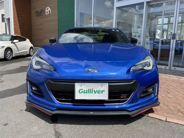 スバル ＢＲＺ STIスポーツ 道央・札幌 2018(平30)年 7.8万km WRブルーパール ・ナビ/フルセグ/CD/DVD/Bluetooth/・バックカメラ/・前方ドラレコ/・ETC2.0/・LEDヘッドライト/・ブレンボブレーキキャリパー/・社外LEDライト/・リアフォグランプ/・ハーフレザーシート/・前席シートヒーター/・ブレンボキャリパー/・大型リアスポイラー/・RAZOシフトノブ/・純正AW＋ノーマルタイヤ車載