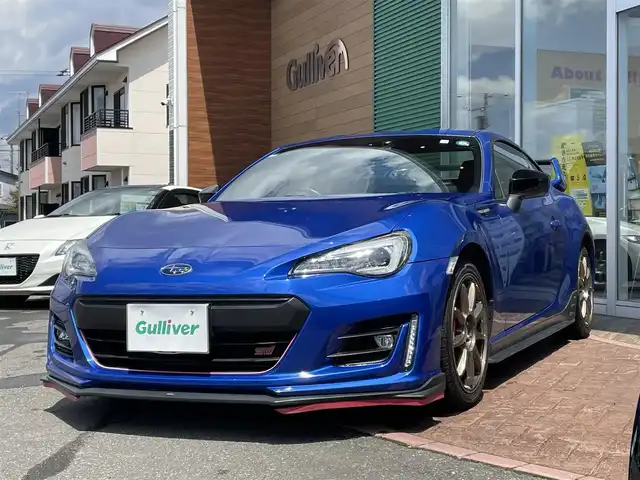 スバル ＢＲＺ STIスポーツ 道央・札幌 2018(平30)年 7.8万km WRブルーパール ・ナビ/フルセグ/CD/DVD/Bluetooth/・バックカメラ/・前方ドラレコ/・ETC2.0/・LEDヘッドライト/・ブレンボブレーキキャリパー/・社外LEDライト/・リアフォグランプ/・ハーフレザーシート/・前席シートヒーター/・ブレンボキャリパー/・大型リアスポイラー/・RAZOシフトノブ/・純正AW＋ノーマルタイヤ車載