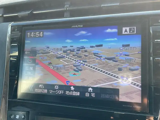 トヨタ プリウス S ツーリングセレ G’s 埼玉県 2014(平26)年 13.3万km ホワイトパールクリスタルシャイン (株)IDOMが運営する【じしゃロン川越店】の自社ローン専用車両になります。こちらは現金またはオートローンご利用時の価格です。自社ローンご希望の方は別途その旨お申付け下さい/社外アルパインナビ/（AM/FM/CD/DVD/BT)/バックカメラ　/フルセグＴＶ　/ＥＴＣ　/クルーズコントロール　/社外シフト　/純正フロアマット　/ウインカミラー　/ＨＩＤヘッドライト　/オートライト　/スマートキー　/スペアキー