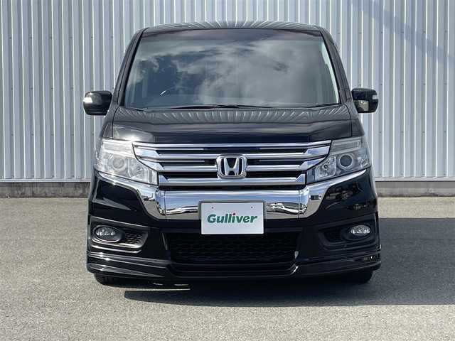 ホンダ ステップワゴン スパーダ Z 福岡県 2014(平26)年 9.2万km プレミアムスパークルブラックパール (株)IDOMが運営する【じしゃロン八幡西店】の自社ローン専用車両になります。こちらは現金またはオートローンご利用時の価格です。自社ローンご希望の方は別途その旨お申付け下さい/フリップダウンモニター　/社外ナビ（ＡＶＩＣ－ＨＲＺ９００）　/バックカメラ/両側パワースライドドア　　/ＨＩＤヘッドライト　クルーズコントロール　/パドルシフト　/スマートキー　/ＥＴＣ　/オートライト　/純正ＡＷ