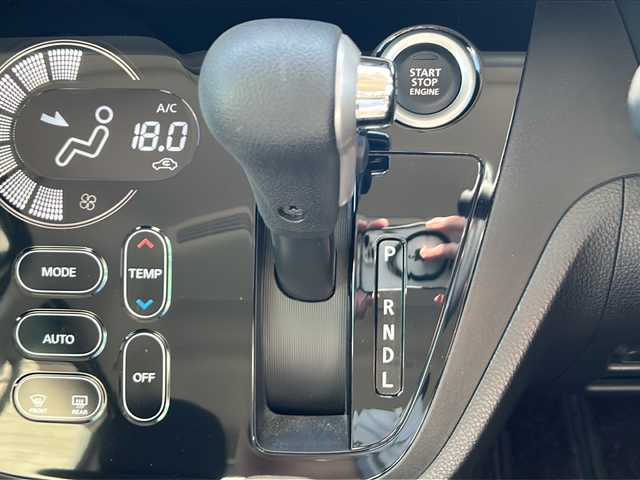 日産 デイズ ルークス ハイウェイスターX 石川県 2017(平29)年 0.9万km ホワイトパール 純正ナビ（DVD再生機能有）/Bluetooth/全方位カメラ/フルセグTV/ドライブレコーダー/片側パワースライドドア」/LEDヘッドライト/W＋サイドエアバッグ/横滑り防止装置/スマートキー