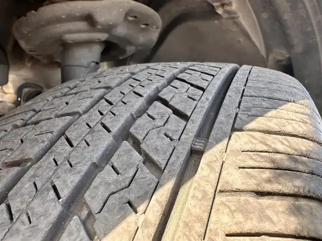 日産 エクストレイル 20X 宮城県 2017(平29)年 3.9万km チタニウムカーキ プロパイロット＋ハイビームアシスト＋インテリジェントLI＋BSM＋RCTA/ハイビームアシスト/LEDヘッドランプ＆フォグランプ/＋インテリジェントオートライト/＝＝＝/4WD/エマージェンシーブレーキ/車線逸脱警報/純正ナビ（MM317D-W）/・CD/DVD/・Bluetooth/・フルセグTV/バックモニター/ETC/電動リアゲート/革巻きステアリング/ステアリングスイッチ/電動パーキングブレーキ/ブレーキホールド/スマートキー＆プッシュスタート/スペアキー1本/電動格納ミラー/純正18インチAW/フロアマット/ドアバイザー/Wエアバッグ