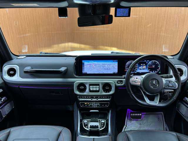 メルセデス・ベンツ ゲレンデヴァーゲン Ｇ３５０ｄ AMGライン 千葉県 2021(令3)年 4.1万km ポーラホワイト サンルーフ　/黒革シート　/純正ナビ　/３６０°カメラ　/Ｂｕｒｍｅｓｔｅｒ　/パワーシート　/シートヒーター　/ＥＴＣ　/キーレスゴー　/ＬＥＤヘッドライト