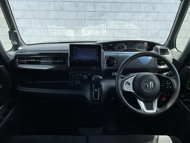 ホンダ Ｎ ＢＯＸ カスタム G L ホンダセンシング 愛知県 2019(平31)年 6.1万km クリスタルブラックパール ・パナソニックストラーダナビ/・フルセグテレビ/・CD/DVD再生機能/・ミュージックサーバー（SD録音）/・Bluetooth接続機能/・ベンチシート/・両側電動スライドドア/・純正14インチアルミホイール/・純正LEDヘッドライト/・オートライト/・アイドリングストップ/・衝突軽減ブレーキ/・レーンキープアシスト/・社外ドライブレコーダー/・スマートキー/・プッシュスタート/・オートエアコン/・アダプティブクルーズコントロール/・充電用USBポート（2ヶ所）