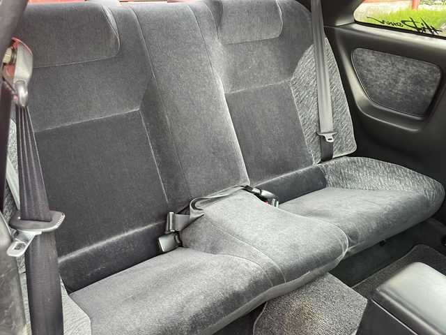 日産 スカイライン GTS25t タイプM エアロ 青森県 1995(平7)年 9.2万km プラチナシルバー 5速マニュアル車(乗換)/社外エアロパーツ/社外18インチアルミ/社外マフラー/社外足回り/社外ステアリング/社外シフトノブ/純正オーディオ/純正フロアマット/H31.3.7 63025km時タイミングベルト交換シール有/ディーラー記録簿25枚有/純正スペアキー有/保証書有