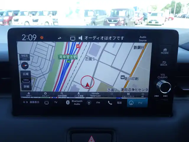 ホンダ ヴェゼル ハイブリッド e:HEV Z 千葉県 2025(令7)年 0.1万km未満 プラチナホワイトパール e:HEV Z　3VC4AG3　Honda CONNECTディスプレー+ETC2.0車載器+ワイヤレス充電器(220/000)　フロントグリル　ベルリナブラック(41250円)/ホンダセンシング/・衝突軽減ブレーキ（CMBS）/・車線維持支援システム（LKAS）/・アダプティブクルーズコントロール（ACC）/・後方誤発進抑制機能/・誤発進抑制機能/パワーバックドア/ホンダコネクトナビ/地デジTV/【Bluetooth接続】/【Apple CarPlay　Android Auto対応】/バックカメラ/ワイヤレス充電/革巻きステアリング/ステアリングヒーター/ステアリングスイッチ/パドルシフト/前席シートヒーター/ETC（2.0）/LEDヘッドライト/フォグライト/ウインカーミラー/純正18インチアルミホイル/サイド/カーテンエアバッグ/Honda スマートキー