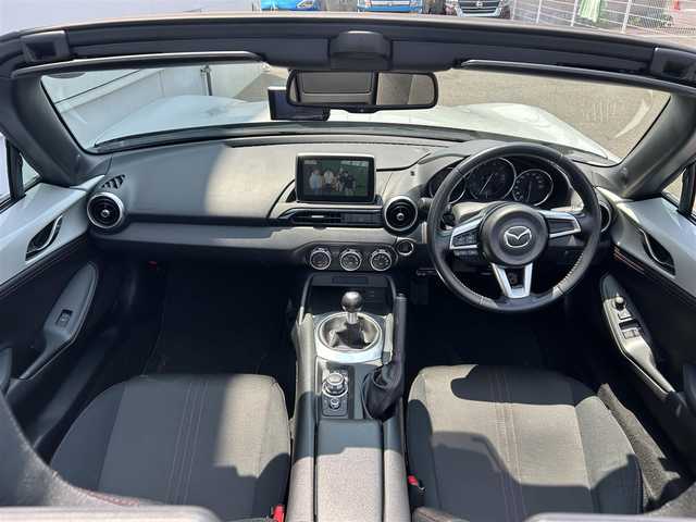 マツダ ロードスター S スペシャルパッケージ 佐賀県 2017(平29)年 7.5万km セラミックM 6MT/ソフトトップ/純正SDナビ/・フルセグTV/BT/CD/DVD/純正16インチAW/ドライブレコーダー(DVR-DD)/LEDヘッドライト/オートライト/ETC/プッシュスタート/エアバックW/サイド/スペアキー×１/取扱説明書/保証書