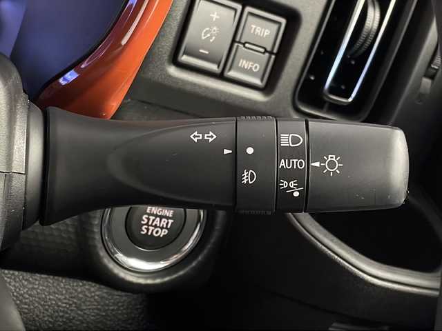 スズキ ハスラー HYBRID X ターボ 新潟県 2020(令2)年 0.8万km バーミリオンオレンジ/ガンメタリック2トーン 純正メモリナビ(CN-RZ82)/デジタルインナーミラー/バックカメラ/フルセグTV/社外ドアバイザー/社外フロアマット/LEDヘッドライト/シートヒーター/スマートキー/ターボ/レーダークルーズコントロール/スペアキー/純正アルミホイール