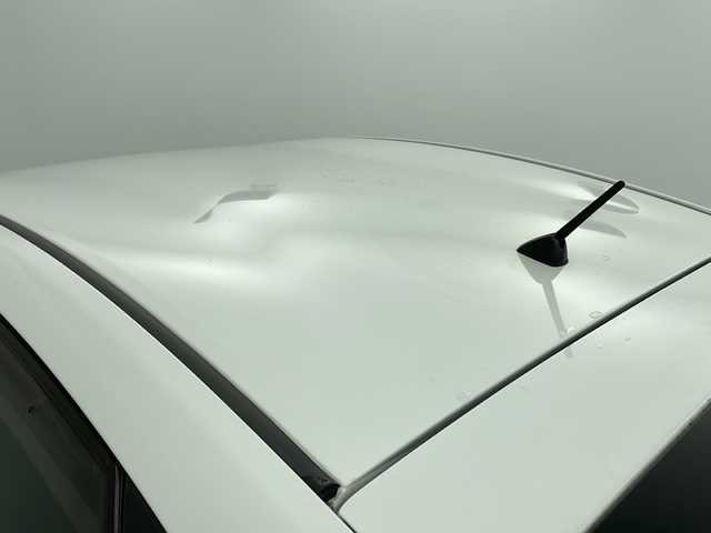 トヨタ プリウス S 愛知県 2014(平26)年 6.3万km スーパーホワイトⅡ 社外ナビ/プッシュスタート/オートライト/電動格納ミラー/前後ドライブレコーダー/ETC/フォグランプ/社外フロアマット